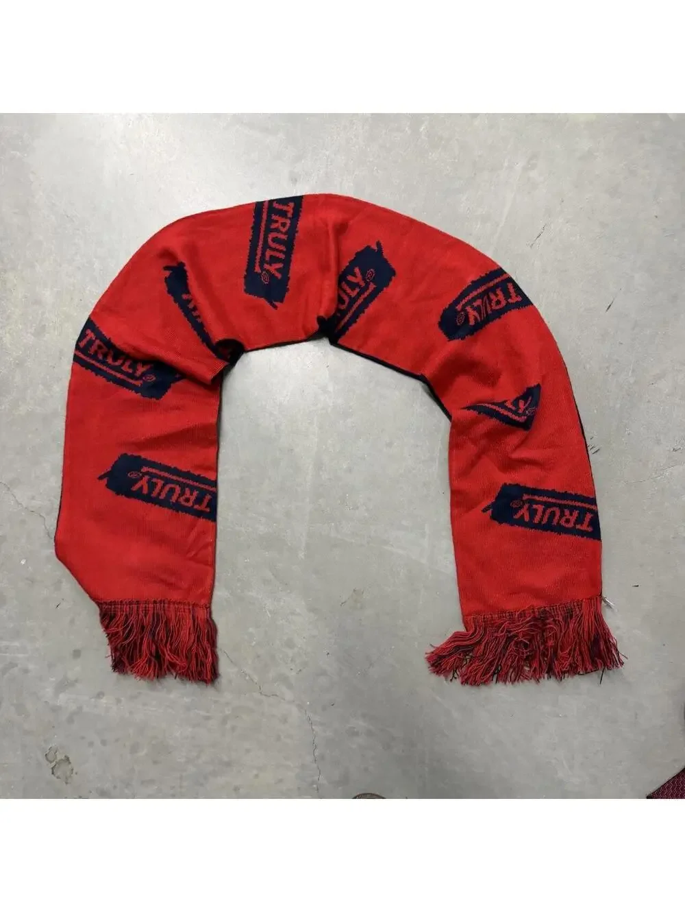USA Soccer Truly Hard Seltzer Scarf Stars Stripes Seizers USMNT Red White Blue